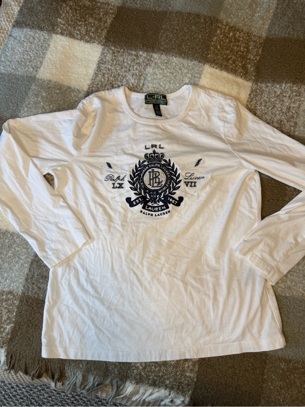 Vintage Y2K Lauren Ralph Lauren White Long-Sleeve Crest Emblem Tee Women’s Large